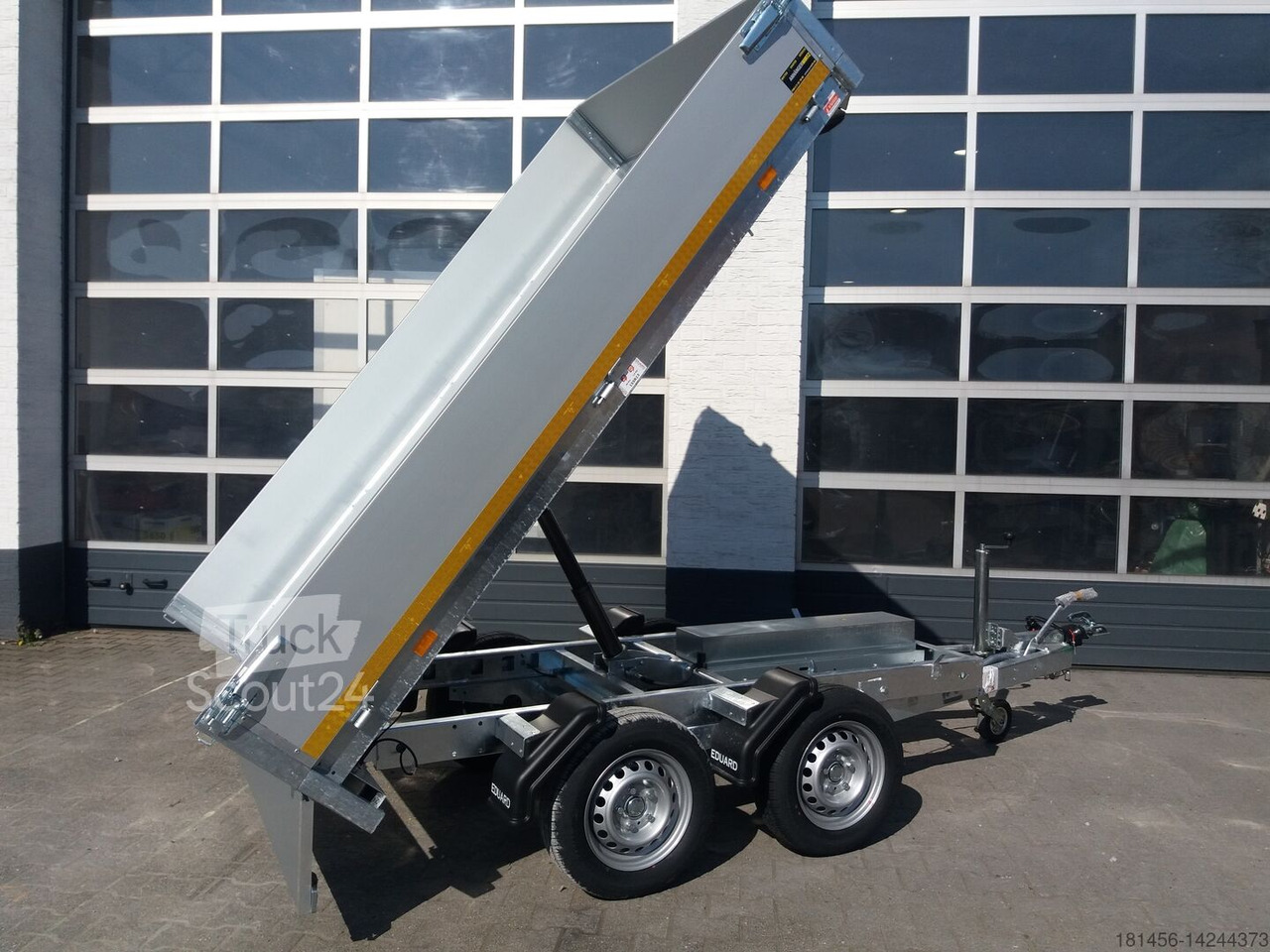 https://www.truck1.ch/img/Anhanger_Eduard_EDUARD_Elektro_Heckkipper_2000kg_260x150x30_Profi_direkt_neu_gunstig_verfugbar-xxl-17104/17104_3665644832226.jpg