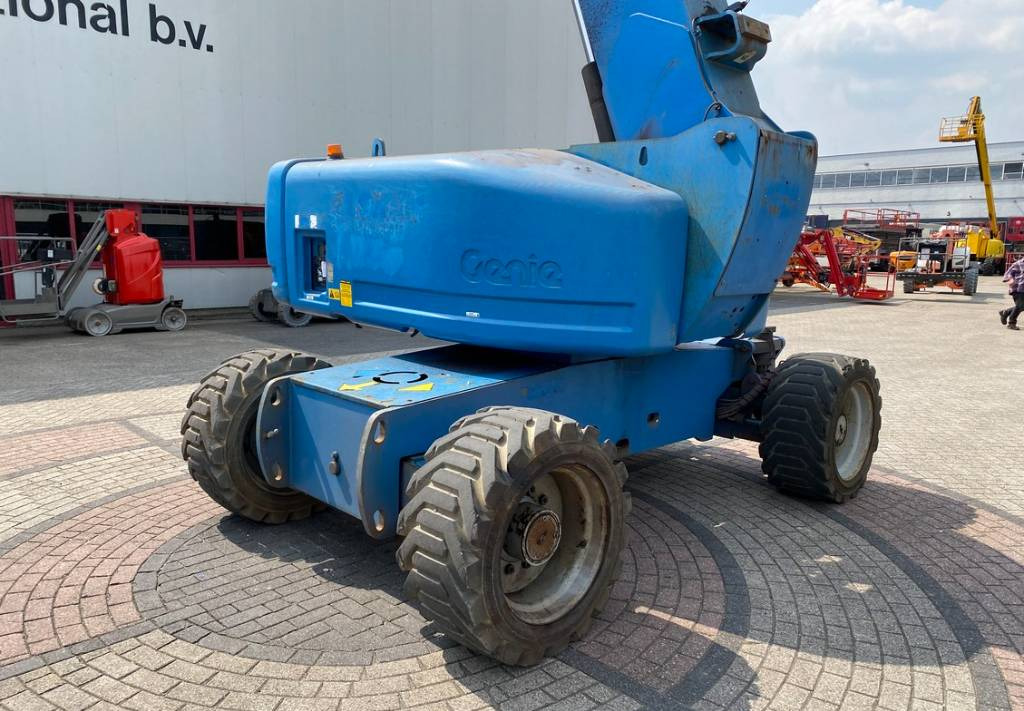 Gelenkarmbühne Genie Z-80/60 Articulated 4x4 Diesel Boom Lift 2577cm: das Bild 28