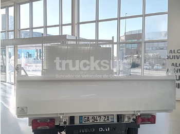 Pritsche Transporter IVECO 35C16H: das Bild 4