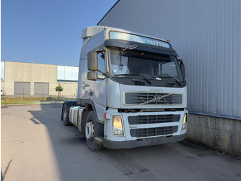 Sattelzugmaschine Volvo fm 330: das Bild 2