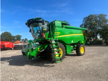 JOHN DEERE T560 Mähdrescher