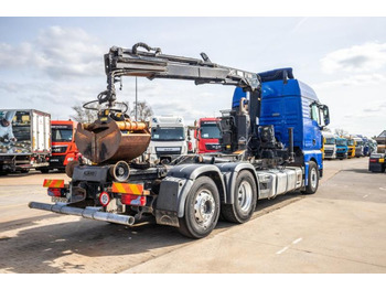 Abrollkipper, Autokran MAN TGX 25.440 LL - HIAB 122 PRO: das Bild 3