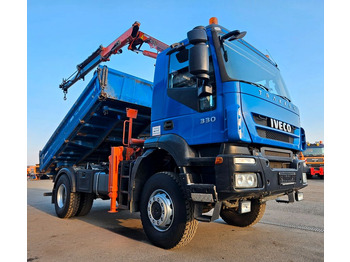 IVECO Trakker Kipper