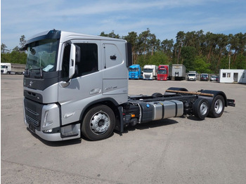 Autotransporter LKW Volvo FM13 460 6x2  Neue RTO , Kassbohrer, Rolfo, Rimo: das Bild 2