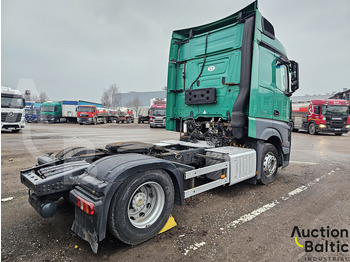 Sattelzugmaschine Mercedes-Benz Actros 1842: das Bild 4