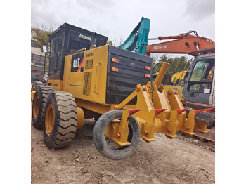 CATERPILLAR 140H Grader