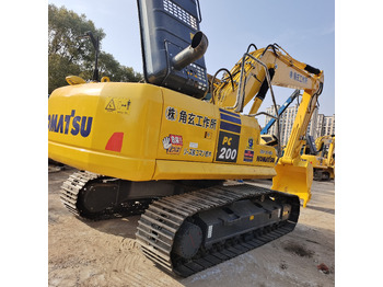 KOMATSU PC200-8 Kettenbagger