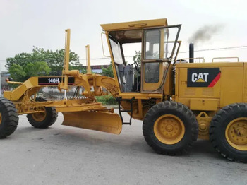 CATERPILLAR 140H Grader