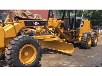 CATERPILLAR 140H Grader