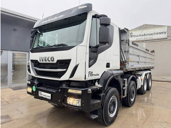 IVECO Trakker Kipper