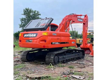 DOOSAN DX225 Kettenbagger