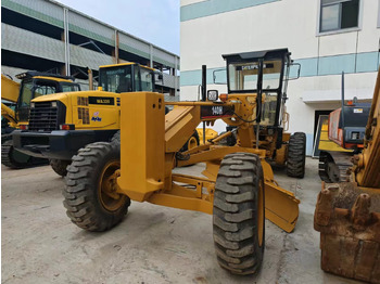 CATERPILLAR 140H Grader