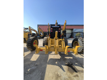 CATERPILLAR 140K Grader