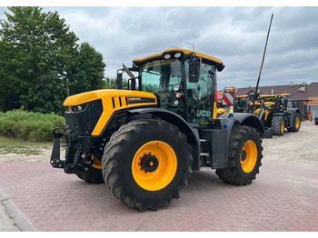 JCB Fastrac 4220 Traktor