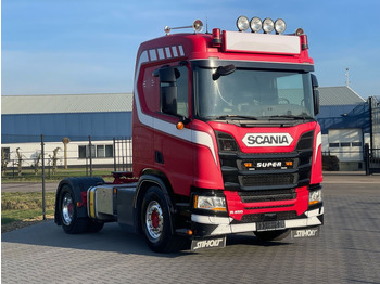 SCANIA R 450 Sattelzugmaschine