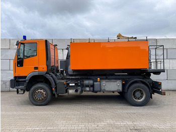 IVECO EuroTrakker Feuerwehrfahrzeug