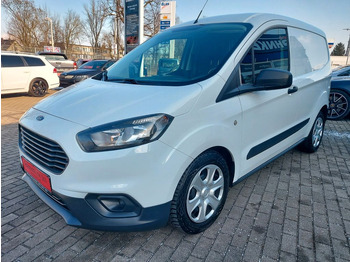 Kleinbus, Personentransporter Ford Transit Courier Trend Klima Hundefänger: das Bild 4