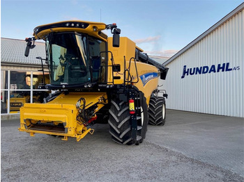 NEW HOLLAND CX series Mähdrescher