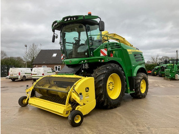 JOHN DEERE 8500 Feldhäcksler