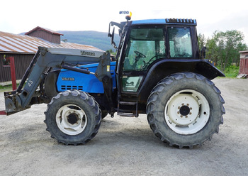 VALTRA 6000 Traktor