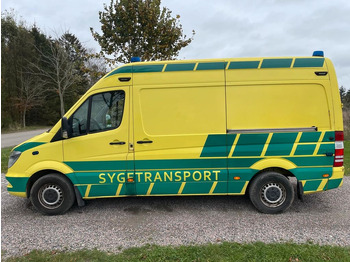 Kastenwagen Mercedes-Benz Sprinter II 316 CDI Aut Ambulance: das Bild 2