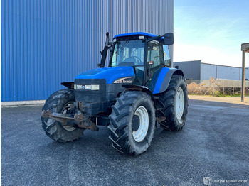 NEW HOLLAND TM Landmaschine