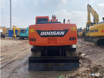 DOOSAN DX150W Mobilbagger