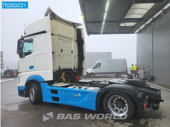 Sattelzugmaschine Mercedes-Benz Actros 1845 Actros 4X2 NL-Truck Mega Retarder 2x Tanks Hebesattel EEV GigaSpace: das Bild 3