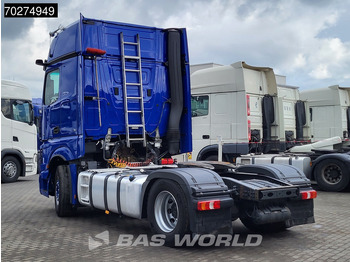 Sattelzugmaschine Mercedes-Benz Actros 2145 4X2 GigaSpace 2x Tanks MirrorCam: das Bild 3