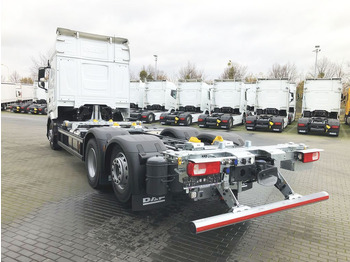 Containerwagen/ Wechselfahrgestell LKW DAF XG 480 FAN,Multi-Wechsler,Intarder,Standklima: das Bild 4