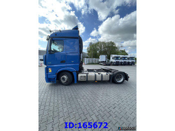 MERCEDES-BENZ Actros 1845 Sattelzugmaschine