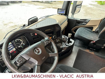 Sattelzugmaschine Mercedes-Benz Actros 1840 ADR: das Bild 4