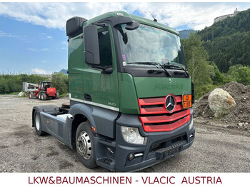 Sattelzugmaschine Mercedes-Benz Actros 1840 ADR: das Bild 2