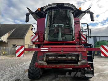 Case IH 8240 ASF – Finanzierungsleasing Case IH 8240 ASF: das Bild 2