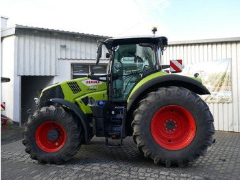 CLAAS Axion 800 Traktor