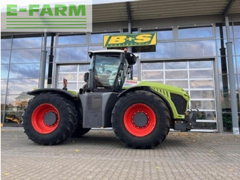 CLAAS Xerion 4000 Traktor