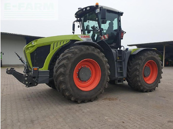 CLAAS Xerion Traktor