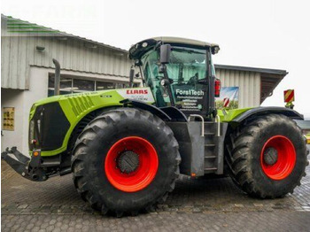 CLAAS Xerion Traktor