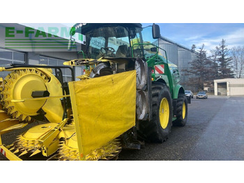 JOHN DEERE 8400 Feldhäcksler