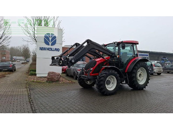 VALTRA A-series Traktor