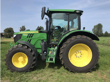 JOHN DEERE 6130R Traktor