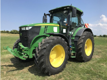 Traktor John Deere 7310R: das Bild 2