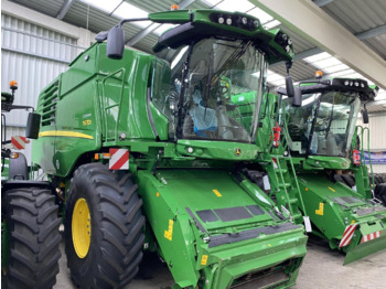 JOHN DEERE T670 Mähdrescher