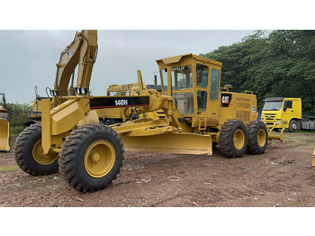 CATERPILLAR 140H Grader