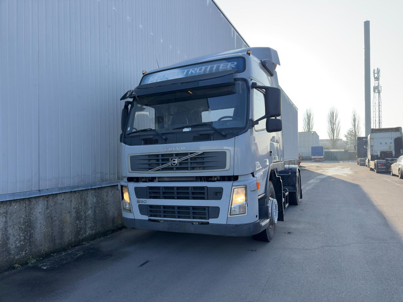 Sattelzugmaschine Volvo fm 330: das Bild 13