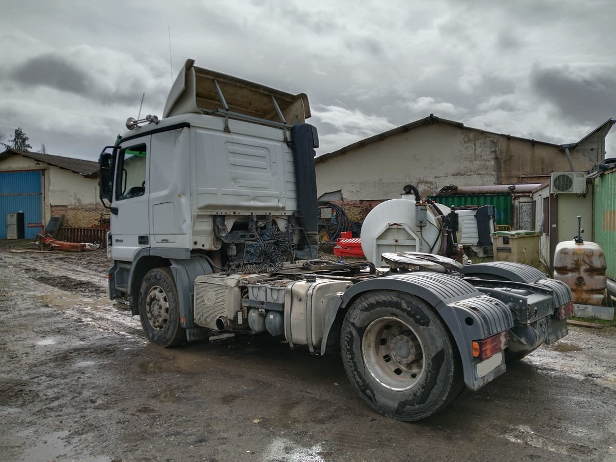 Sattelzugmaschine Mercedes-Benz Actros 1844 4x2: das Bild 10