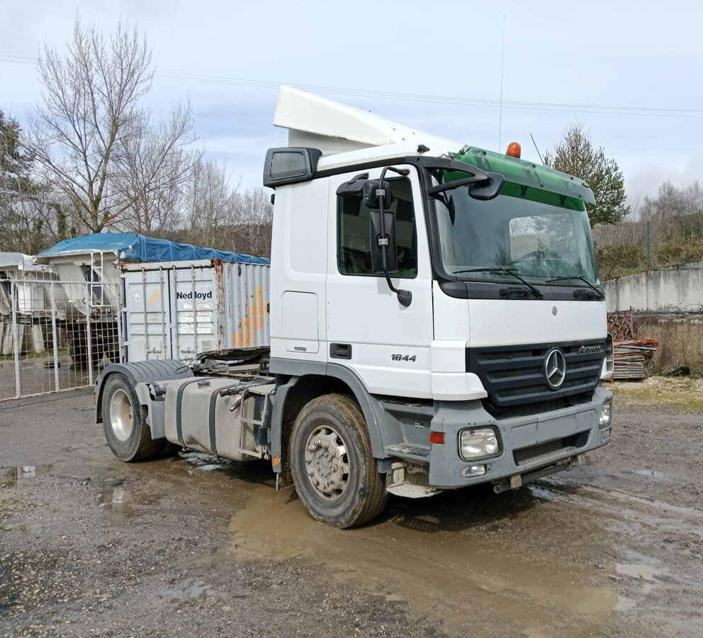 Sattelzugmaschine Mercedes-Benz Actros 1844 4x2: das Bild 13