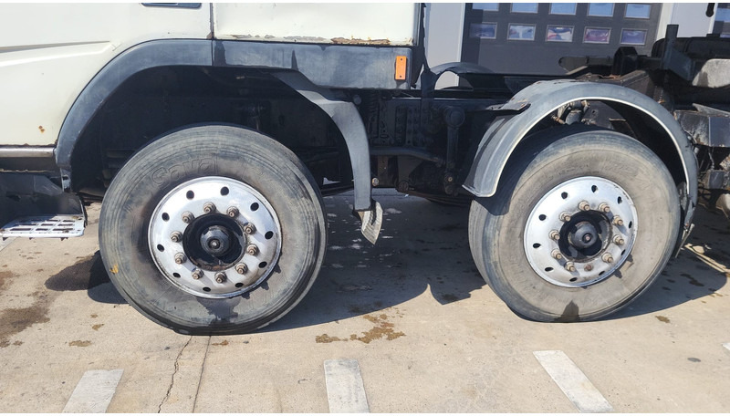 Volvo FM 7 - 290 (STEEL SUSPENSION & MANUAL GEARBOX / LAMES & BOITE MANUELLE / 8X4) – Finanzierungsleasing Volvo FM 7 - 290 (STEEL SUSPENSION & MANUAL GEARBOX / LAMES & BOITE MANUELLE / 8X4): das Bild 8