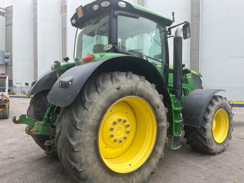 Traktor John Deere 6210 R AutoPower: das Bild 6