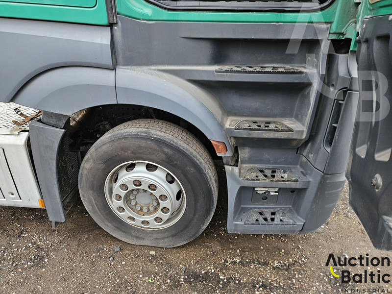 Sattelzugmaschine Mercedes-Benz Actros 1842: das Bild 17